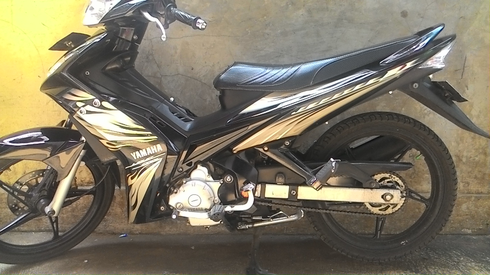 Yamaha Jupiter Mx Tahun 2010 Warna Hitam Jual Motor Yamaha Jupiter MX Jakarta Timur