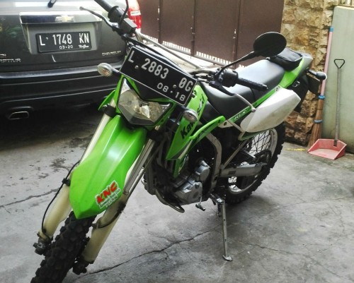 klx 250 tampak depan