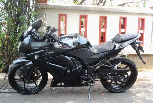 Kawasaki Ninja 250 2010 black - Copy