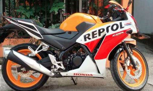 motor-bekas-murah-honda-cbr-150r-repsol-edition-th-2015-507x300