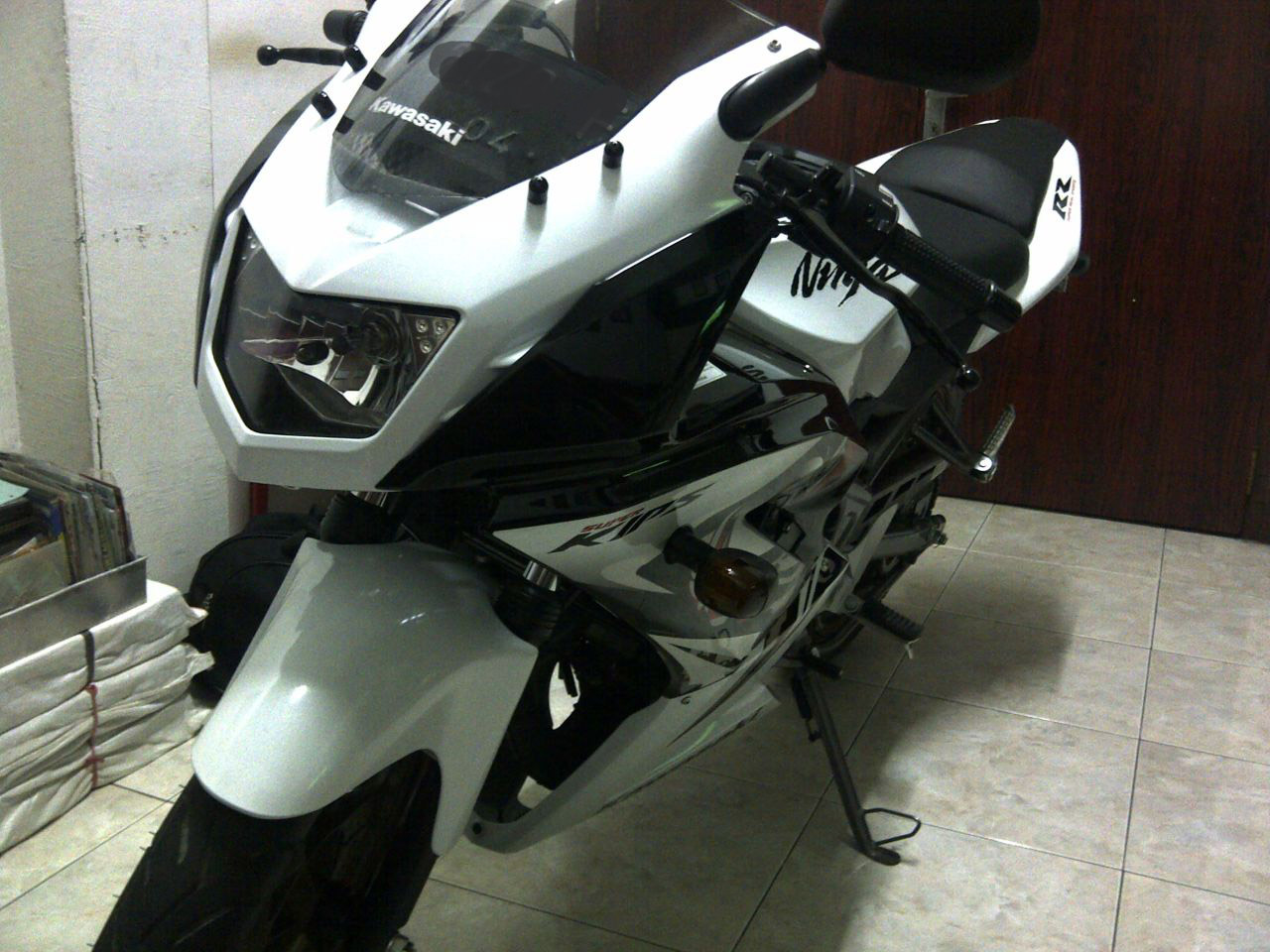 ninja-150-rr-putih-1