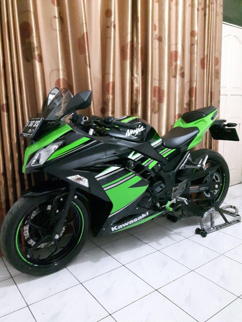 dijual motor kawasaki ninja 250fi SE LTD murah th 2016 bus pariwisata melody transport 2