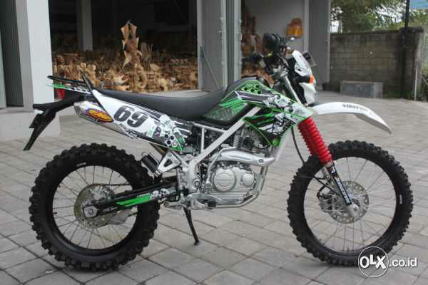 kawasaki klx 150 thn 2011