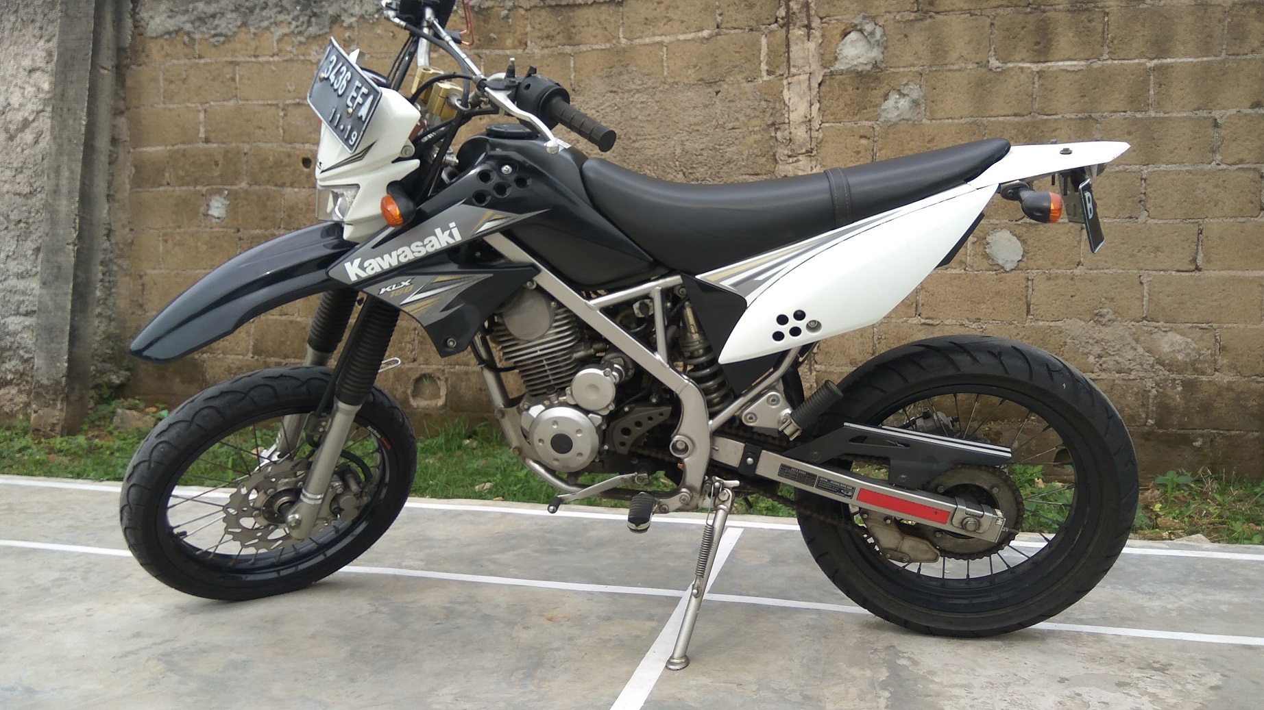 KLX 2_min