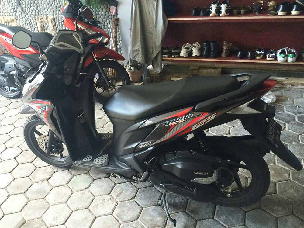 honda_vario_cbs_techno_iss_hitam_125__agustus_2014__km_1800an__cod_malang_1491249_1427515915