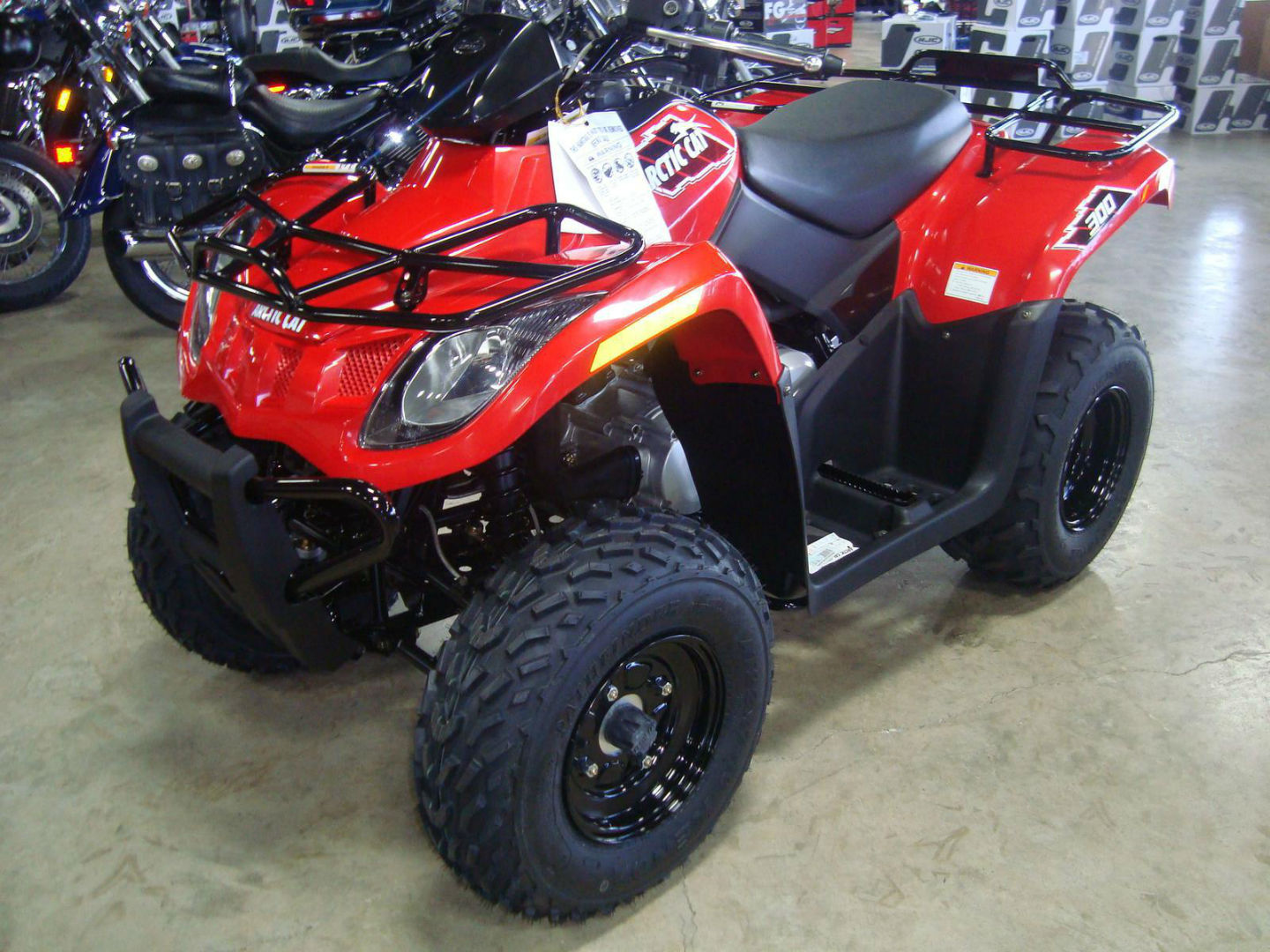 5975_3_2015_Arctic_Cat_300_UTILITY