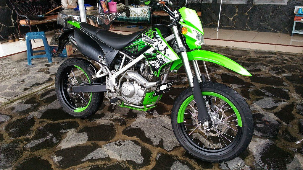 kawasaki_klx___dtracker_2012_super_moto_full_modif_bandung_2729367_1464938401