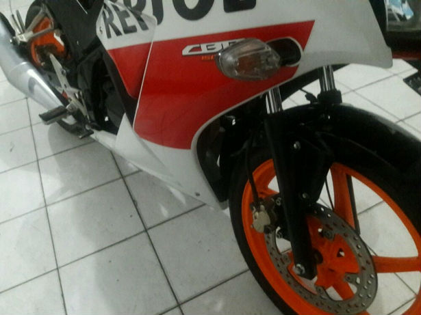 296380473_7_644x461_cbr150r-repsol-thn-2015-plat-medan-