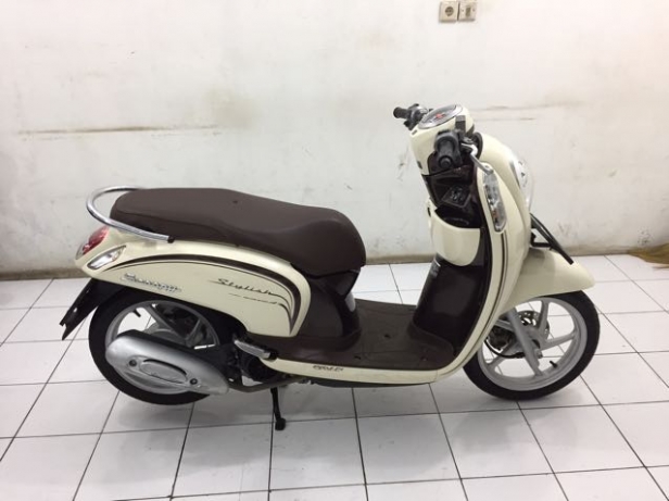 303087576_5_644x461_honda-scoopy-pgm-fi-iss-2016-bln-6-b-dki-full-orsinil-terawat-jakarta-dki