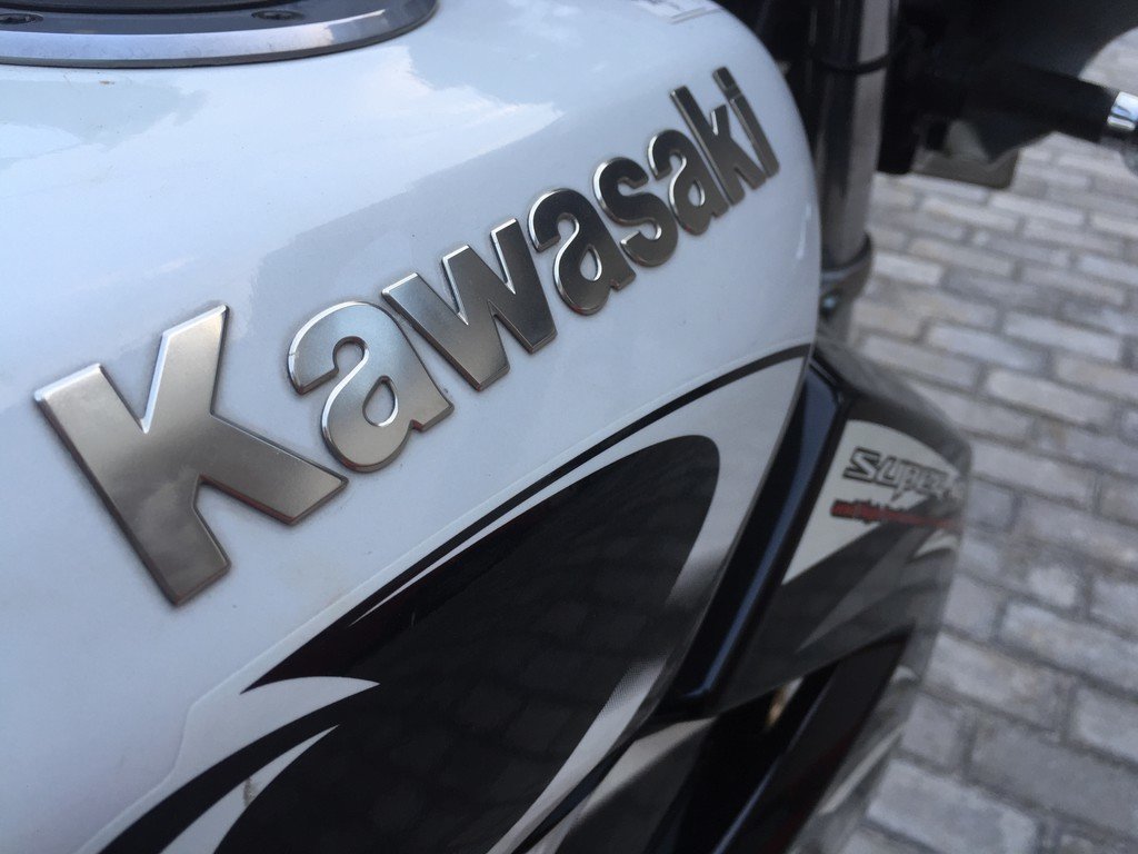 kawasaki_ninja_r_2013__kr150l__white__bonus_1135679_1493627751