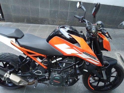 KTM 9