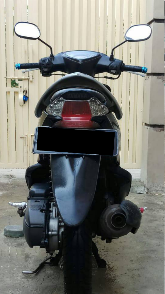 tampak belakang motor