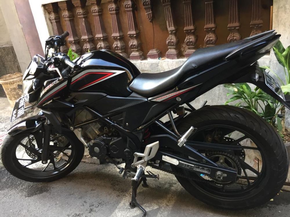 cb 150 R