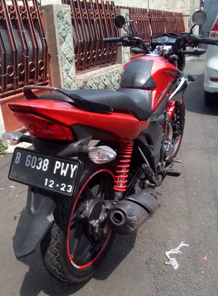 Honda Verza Belakang