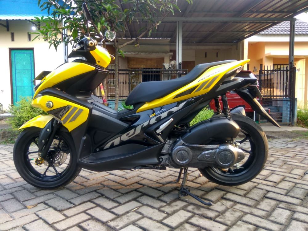 Aerox 2017 Hitam, Aerox 2017 Biru, Aerox 2017 Bekas, Aerox 2017 Kuning, Aerox 2017 Merah, Aerox 2017 Putih, Aerox 2017 ABS, Aerox 2017 tipe s, Aerox 2017 type r (6)