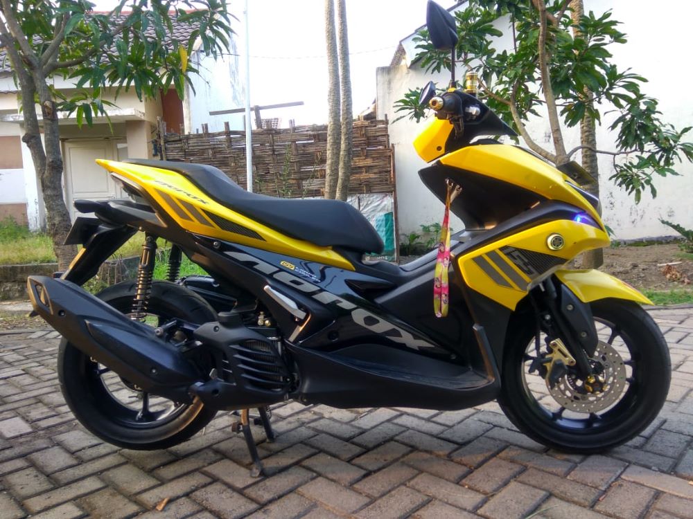 Aerox 2017 Hitam, Aerox 2017 Biru, Aerox 2017 Bekas, Aerox 2017 Kuning, Aerox 2017 Merah, Aerox 2017 Putih, Aerox 2017 ABS, Aerox 2017 tipe s, Aerox 2017 type r (4)