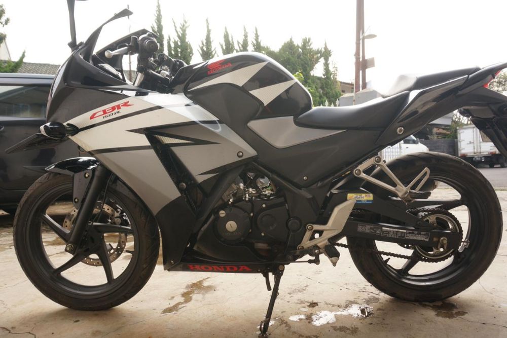 cbr 150 2015