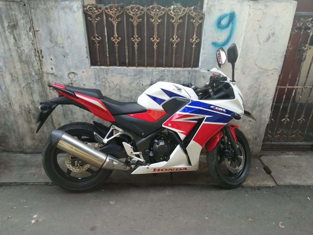 CBR 250 R_1