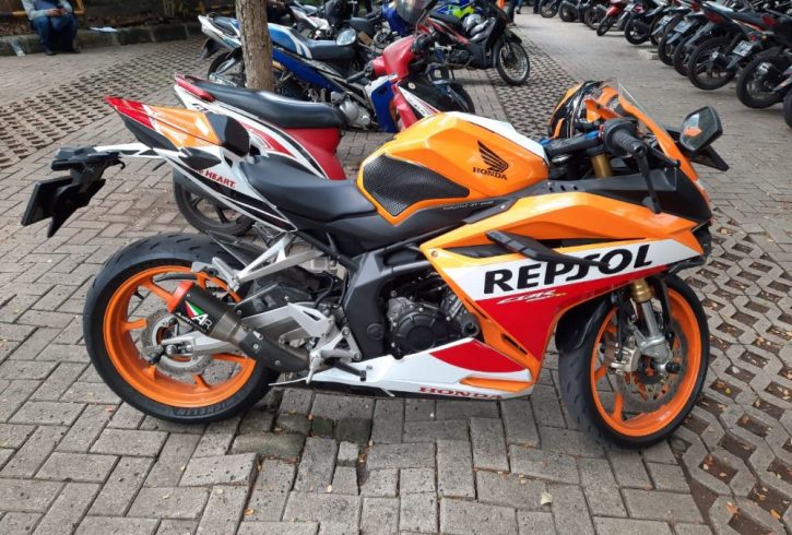 Honda cbr250r ABS