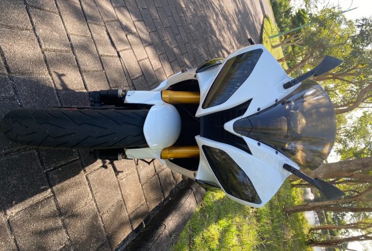 Dijual Yamaha R6 - Jual Motor Yamaha R6 Bali